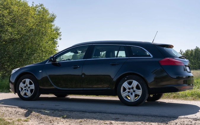 Opel Insignia cena 32900 przebieg: 205000, rok produkcji 2013 z Wysokie Mazowieckie małe 631